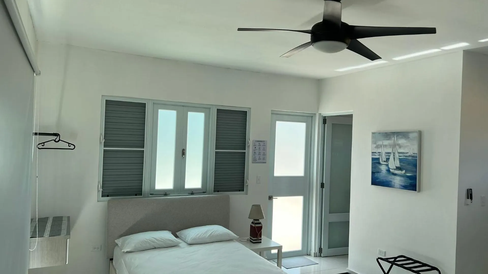 South Beach 301 Cabo Rojo 0*,